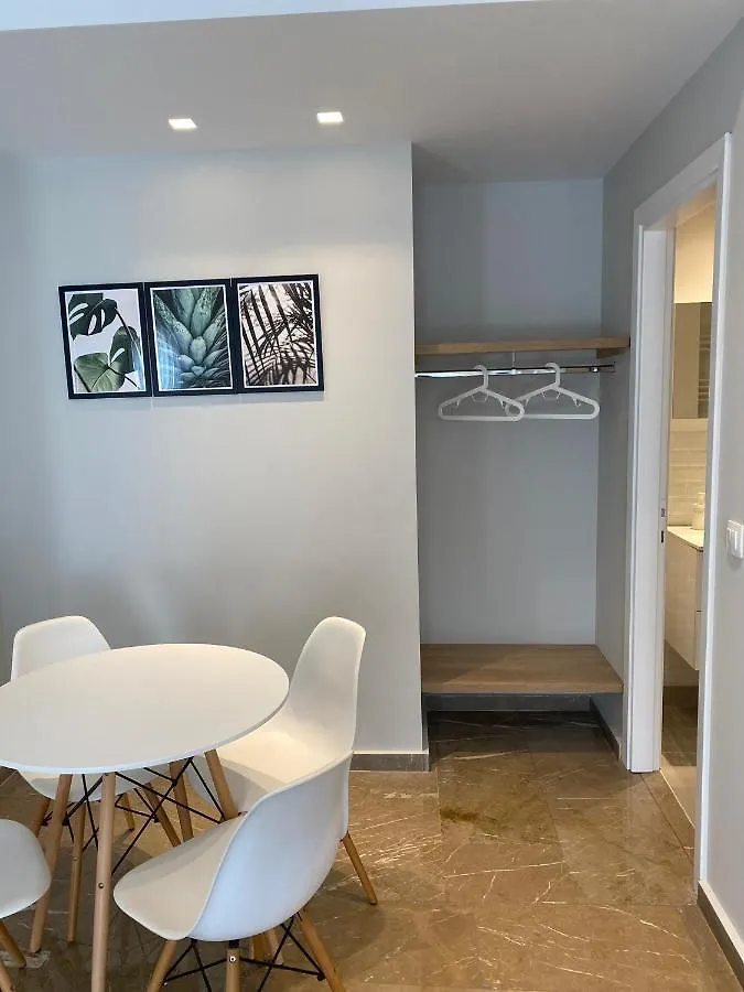 Theta Θ2 Luxury Apartment'S Soluň