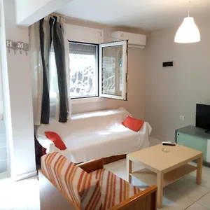 Savvas Mini Apartament